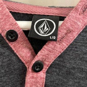 New Volcom Large men’s lightweight hoodie